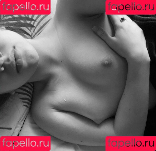 yoursweetfia Onlyfans Photo Gallery 