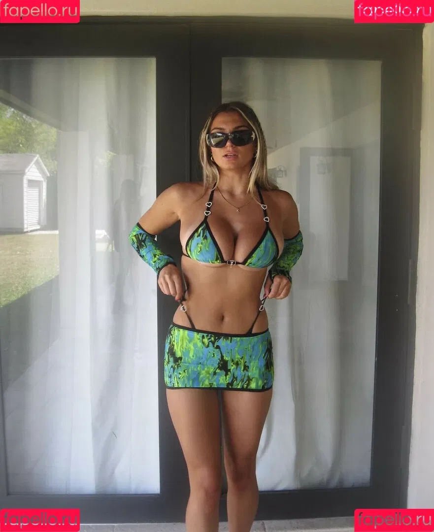 Kate Petkov Onlyfans Photo Gallery 