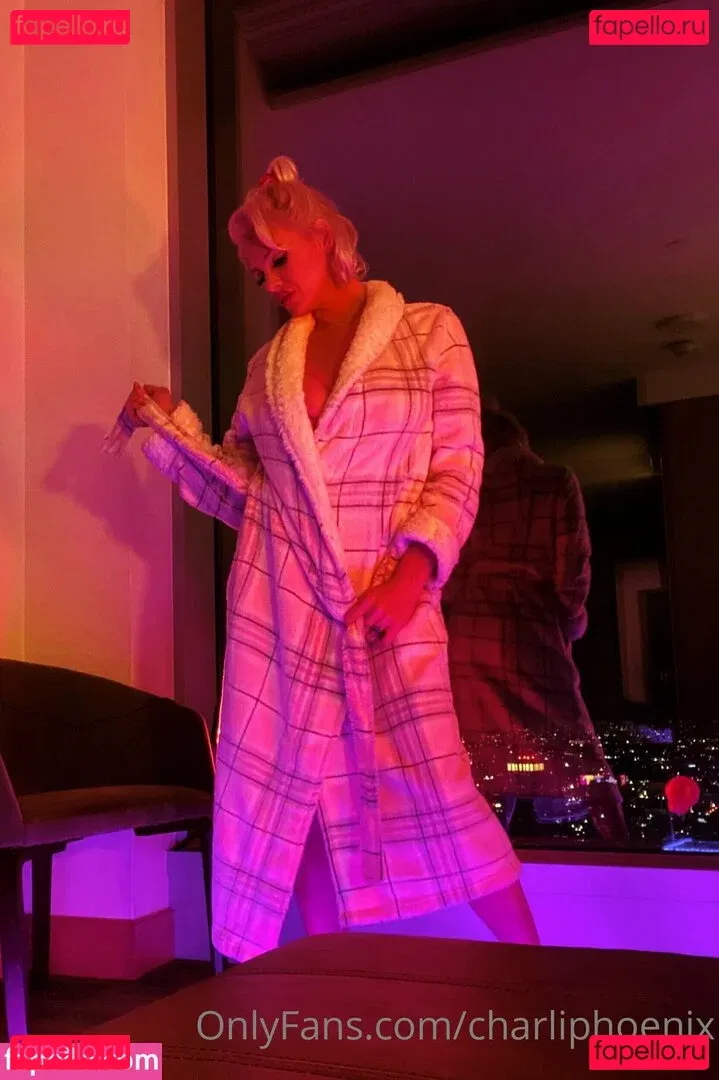 charliphoenix Onlyfans Photo Gallery 