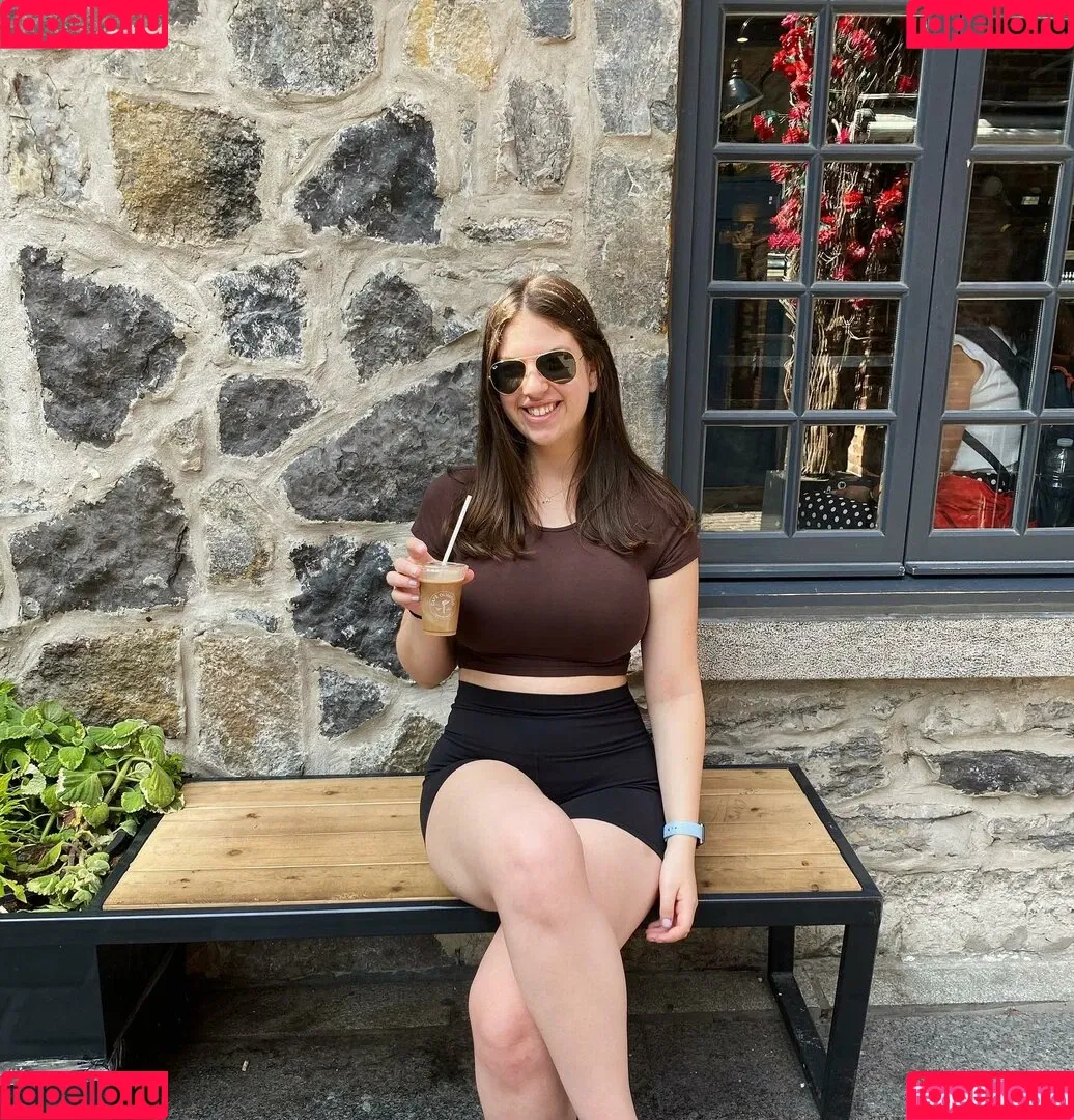 Alana Z Onlyfans Photo Gallery 