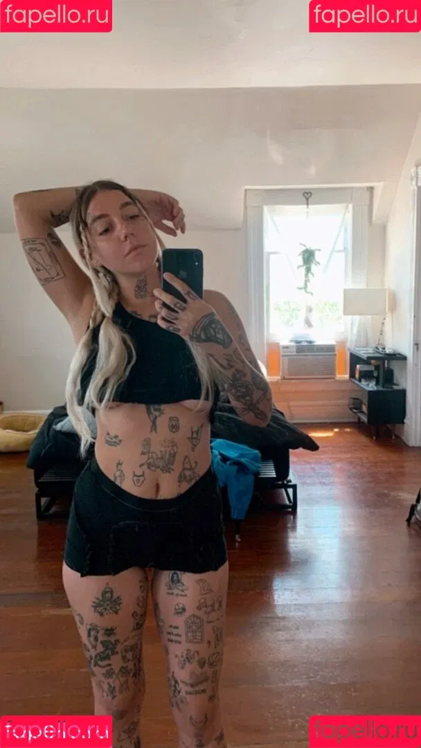 Velvetears Onlyfans Photo Gallery 
