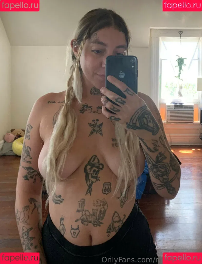 Velvetears Onlyfans Photo Gallery 