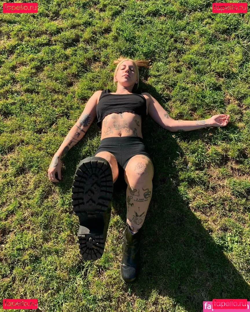 Velvetears Onlyfans Photo Gallery 