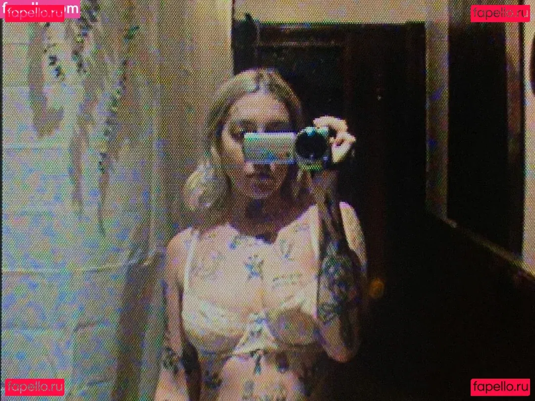 Velvetears Onlyfans Photo Gallery 