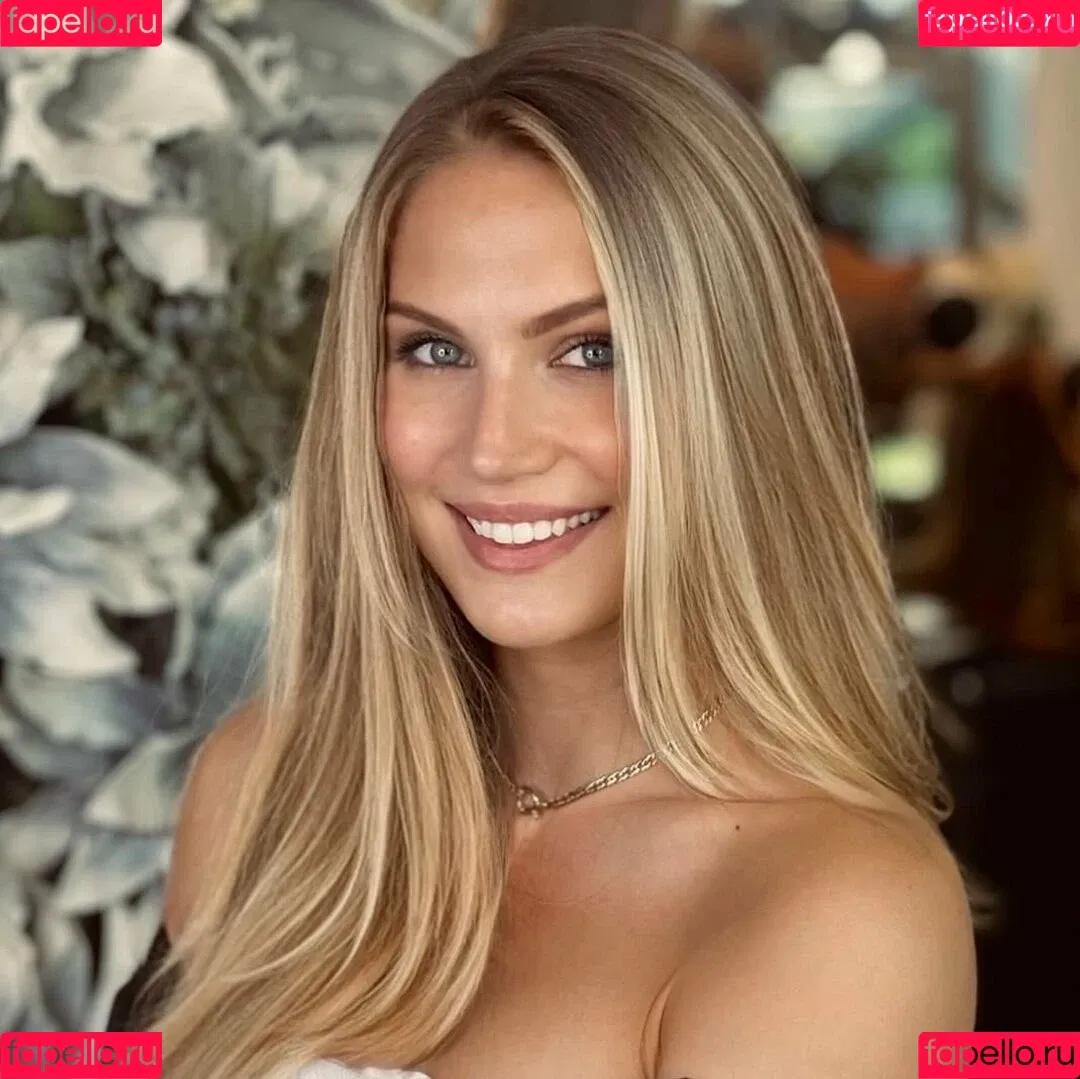 Michelle Czaja Onlyfans Photo Gallery 
