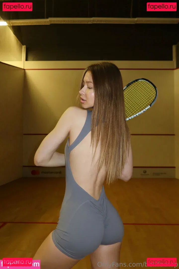 bellllaatop Onlyfans Photo Gallery 