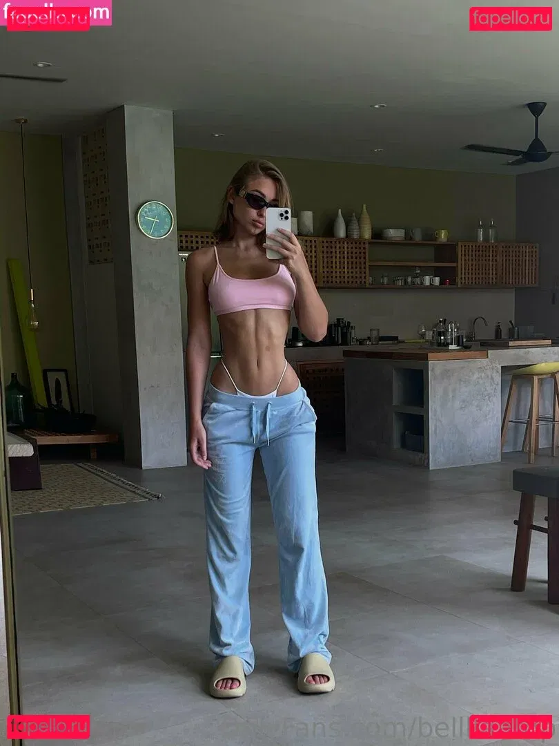 bellllaatop Onlyfans Photo Gallery 