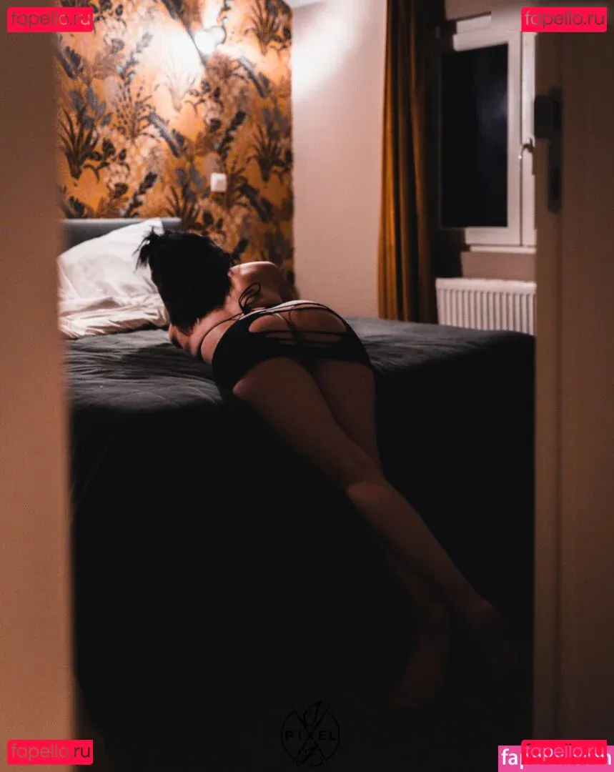 nommee_cx 4 4based Onlyfans Photo Gallery 