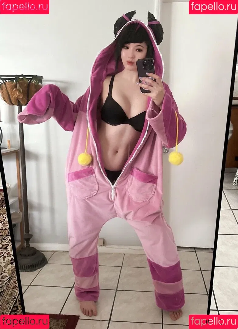 Caytie Cosplay Onlyfans Photo Gallery 