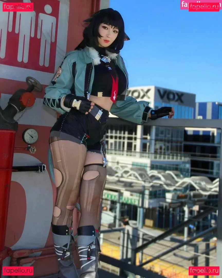 Caytie Cosplay Onlyfans Photo Gallery 