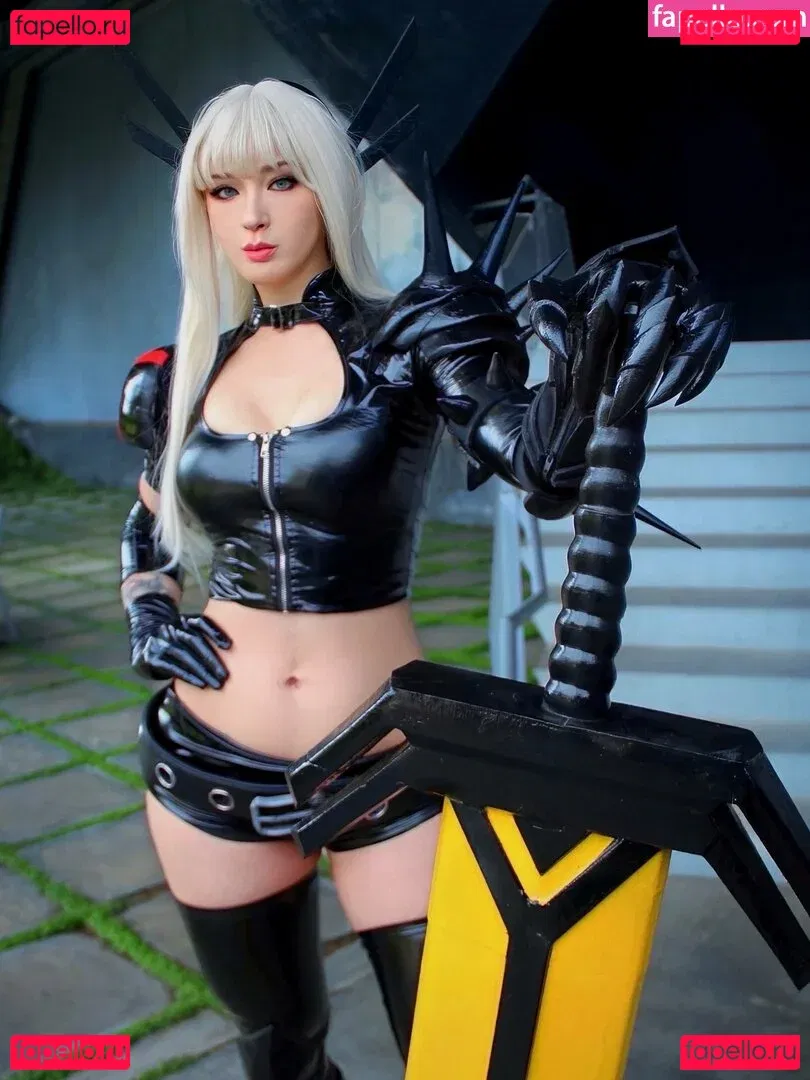 Caytie Cosplay Onlyfans Photo Gallery 