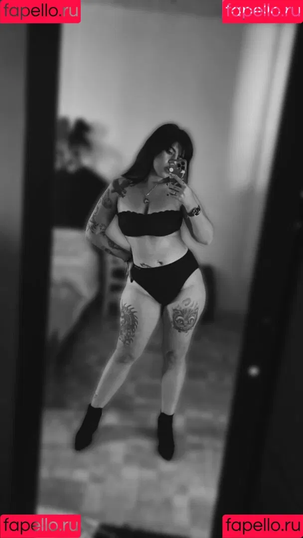 Soloarne Onlyfans Photo Gallery 