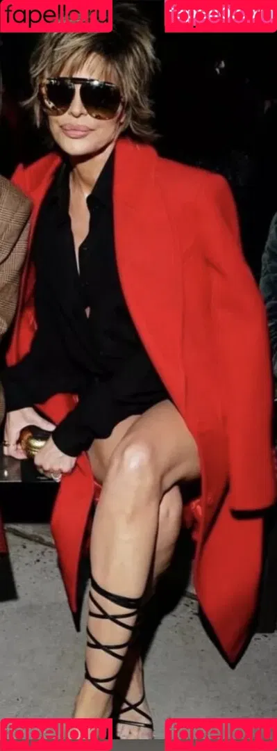 Lisa Rinna Onlyfans Photo Gallery 