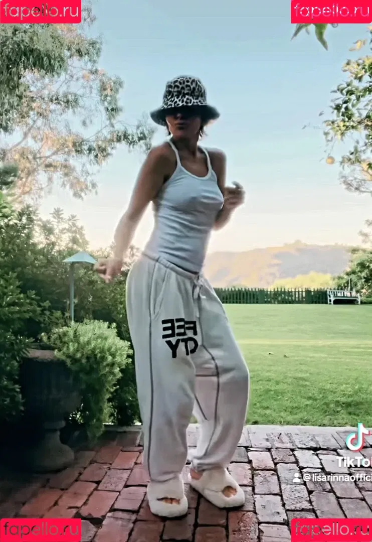 Lisa Rinna Onlyfans Photo Gallery 