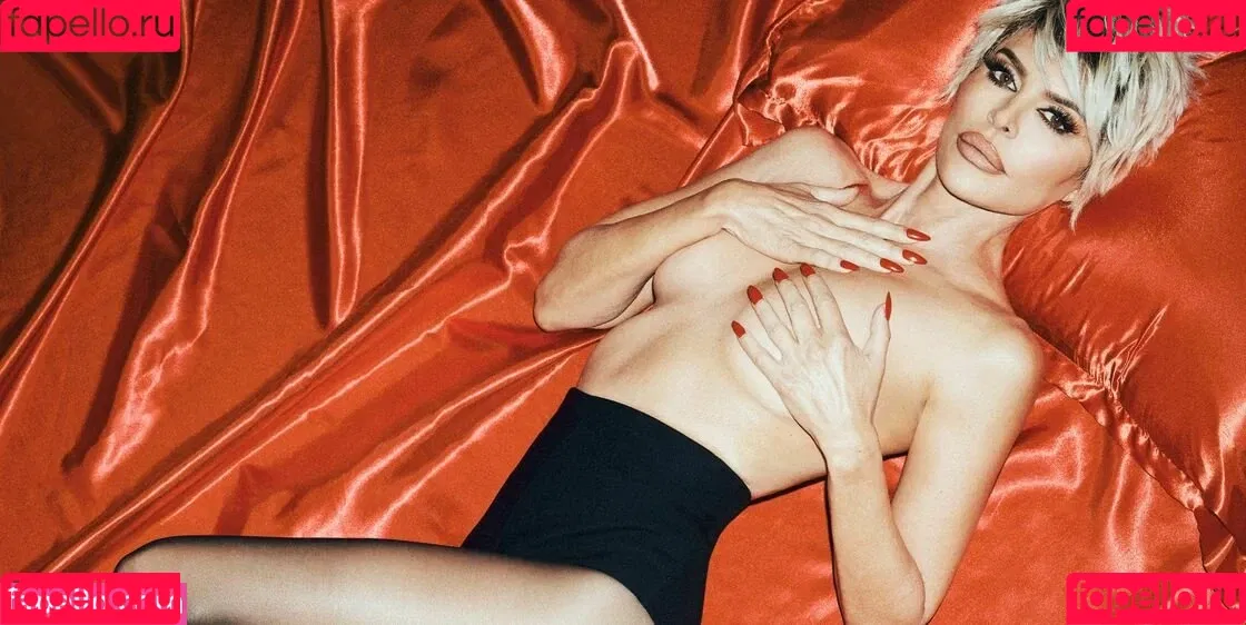 Lisa Rinna Onlyfans Photo Gallery 