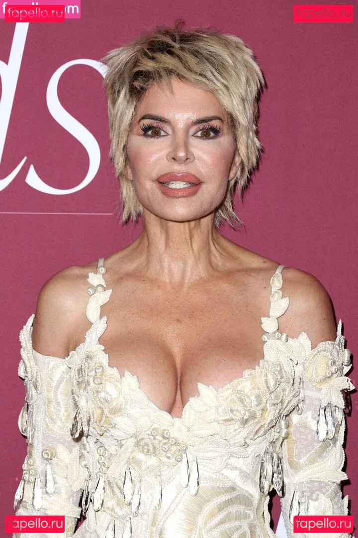 Lisa Rinna Onlyfans Photo Gallery 
