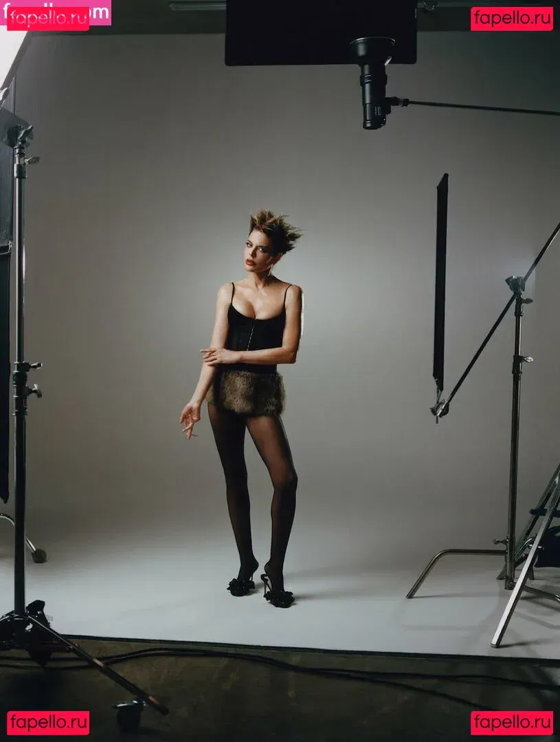 Lisa Rinna Onlyfans Photo Gallery 