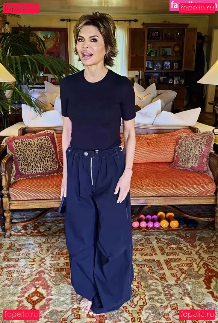 Lisa Rinna Onlyfans Photo Gallery 