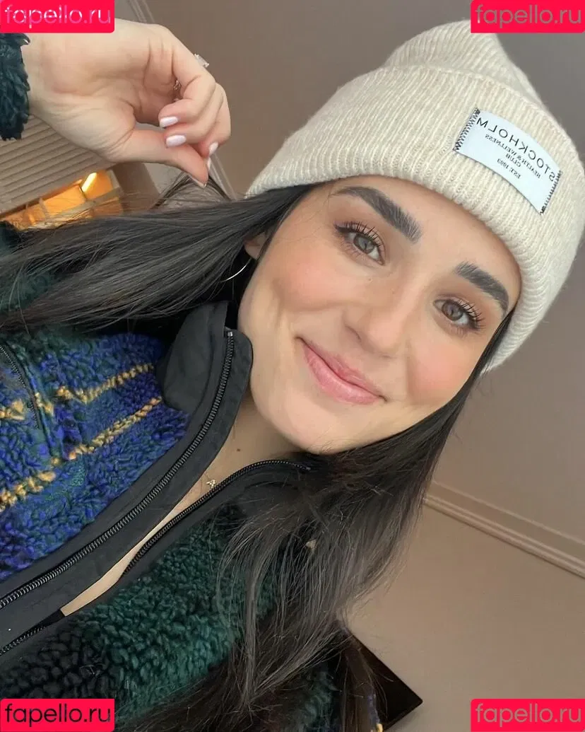 Ashley Shahahmadi Onlyfans Photo Gallery 