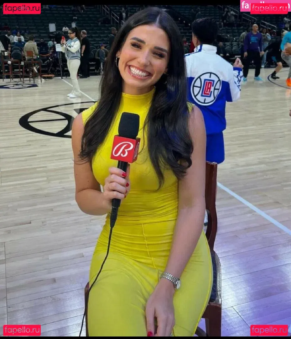 Ashley Shahahmadi Onlyfans Photo Gallery 