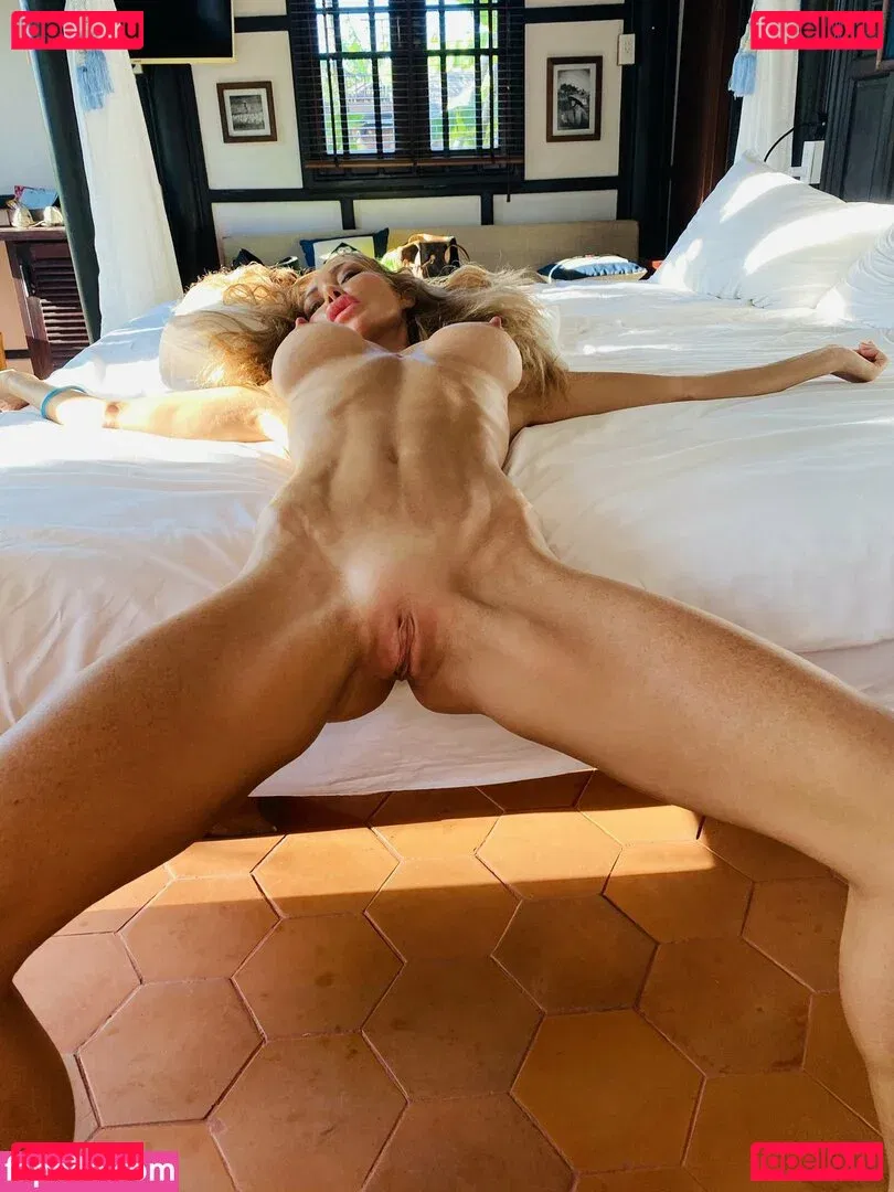 Olinda Castille Onlyfans Photo Gallery 