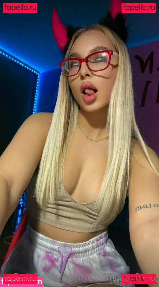 evalikes_free Onlyfans Photo Gallery 