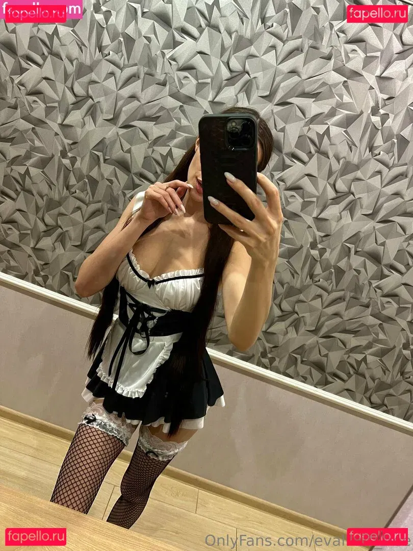 evalikes_free Onlyfans Photo Gallery 