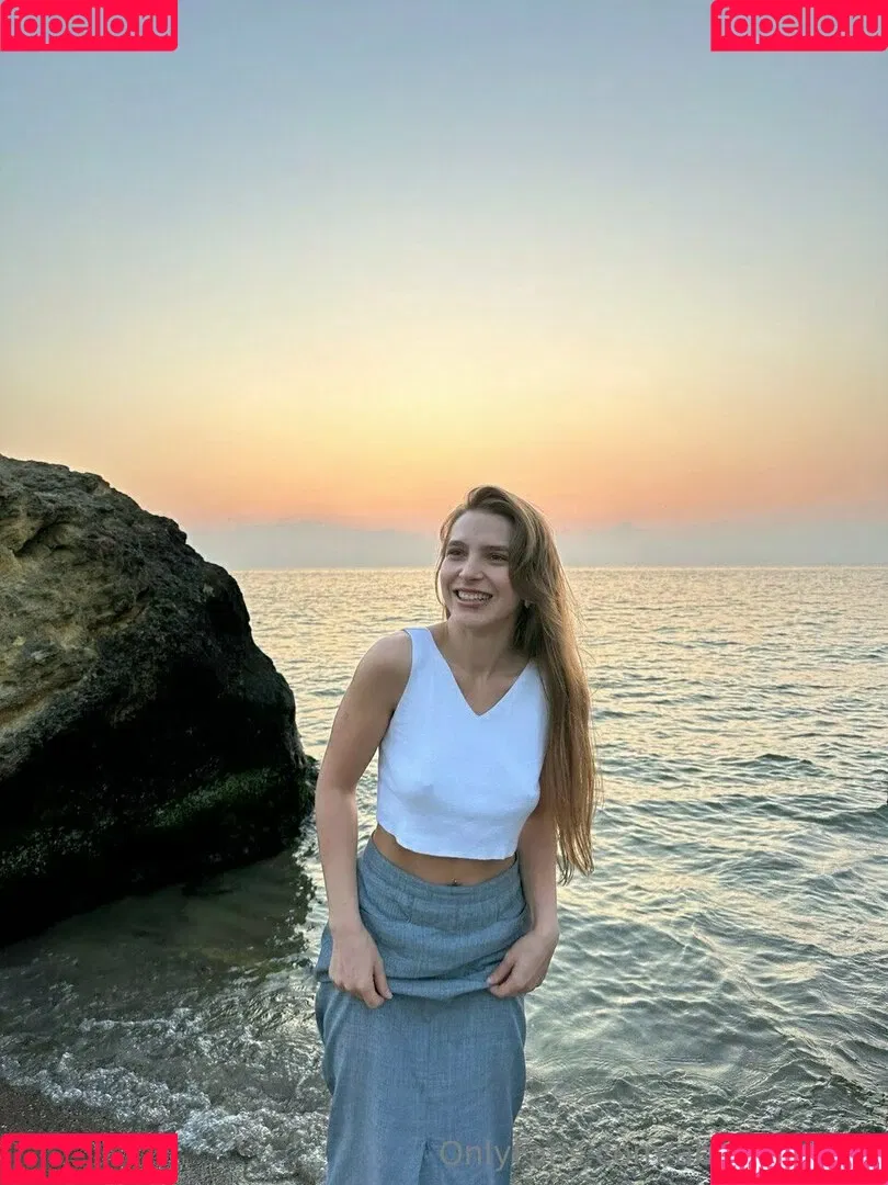abby_roseee Onlyfans Photo Gallery 