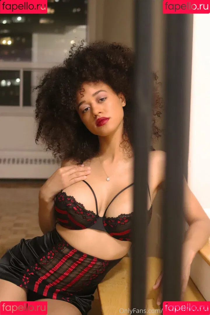 stormimayafree Onlyfans Photo Gallery 