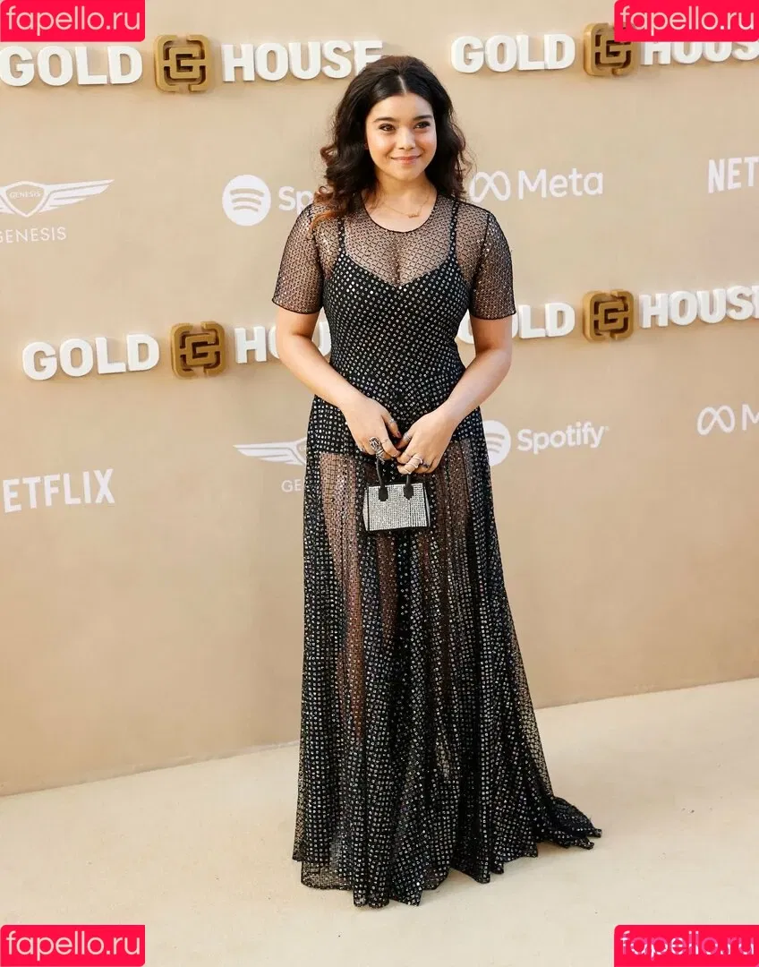 Iman Vellani Onlyfans Photo Gallery 