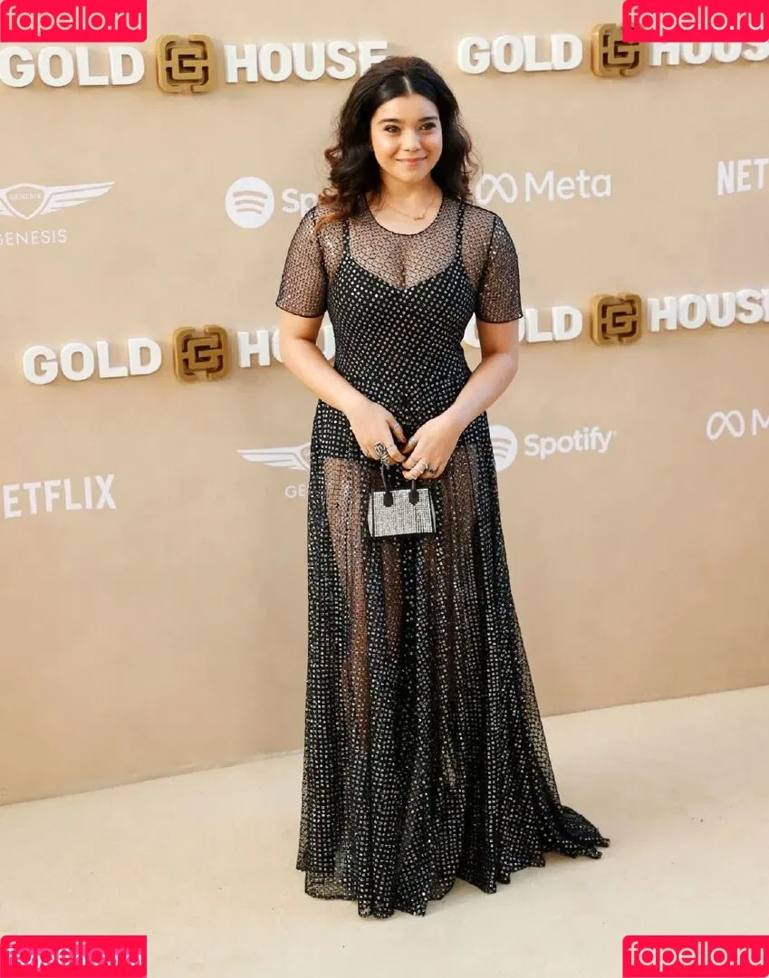 Iman Vellani Onlyfans Photo Gallery 