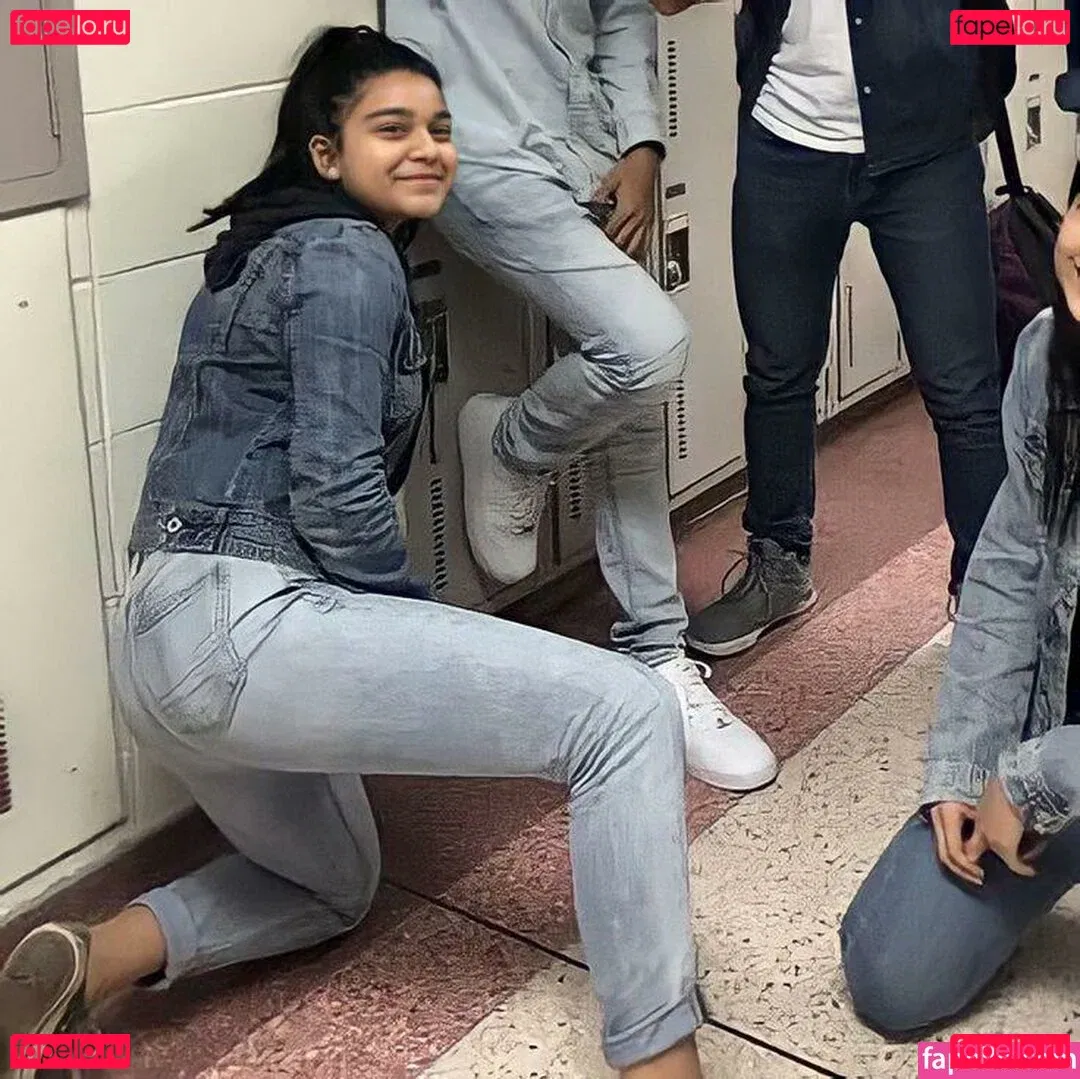 Iman Vellani Onlyfans Photo Gallery 