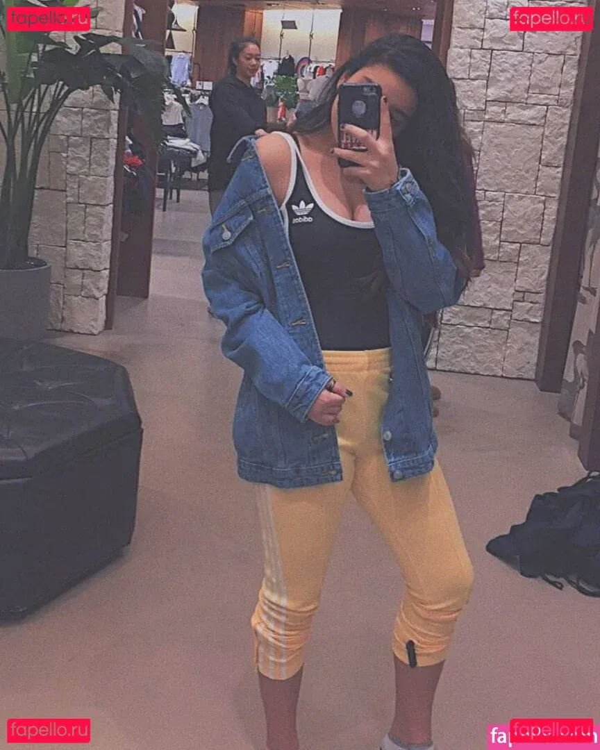 Iman Vellani Onlyfans Photo Gallery 