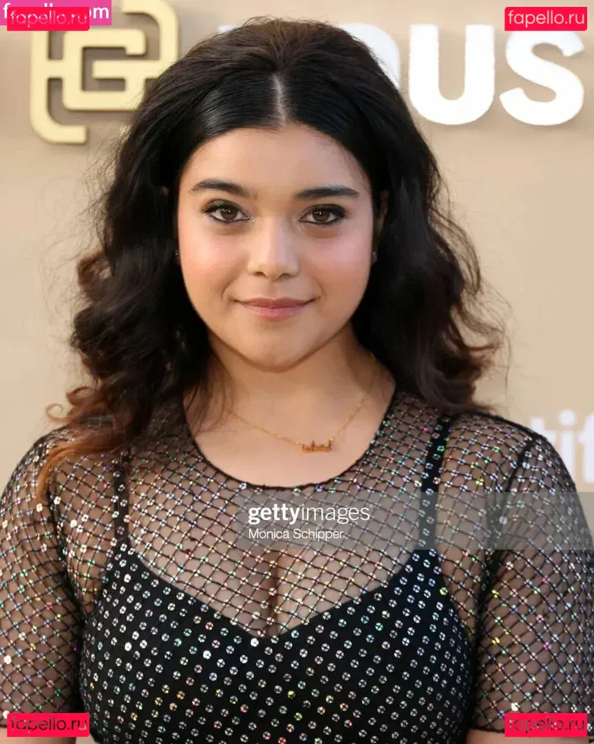 Iman Vellani Onlyfans Photo Gallery 