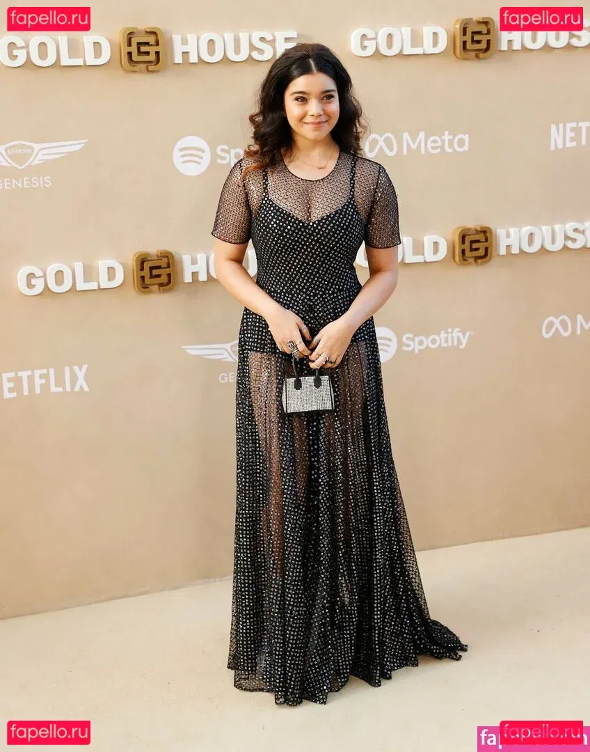 Iman Vellani Onlyfans Photo Gallery 