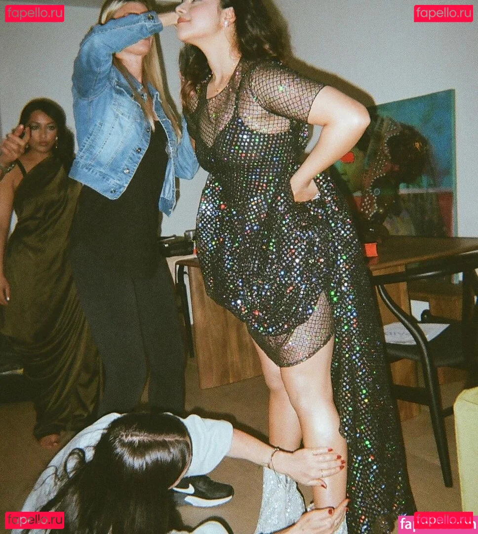 Iman Vellani Onlyfans Photo Gallery 