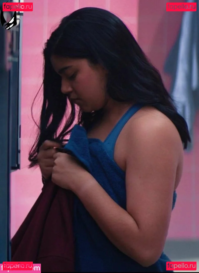 Iman Vellani Onlyfans Photo Gallery 