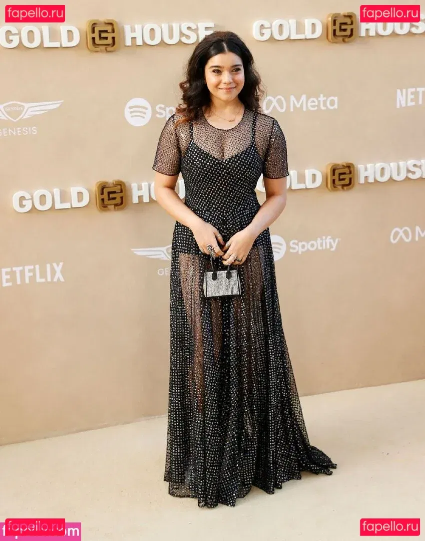 Iman Vellani Onlyfans Photo Gallery 