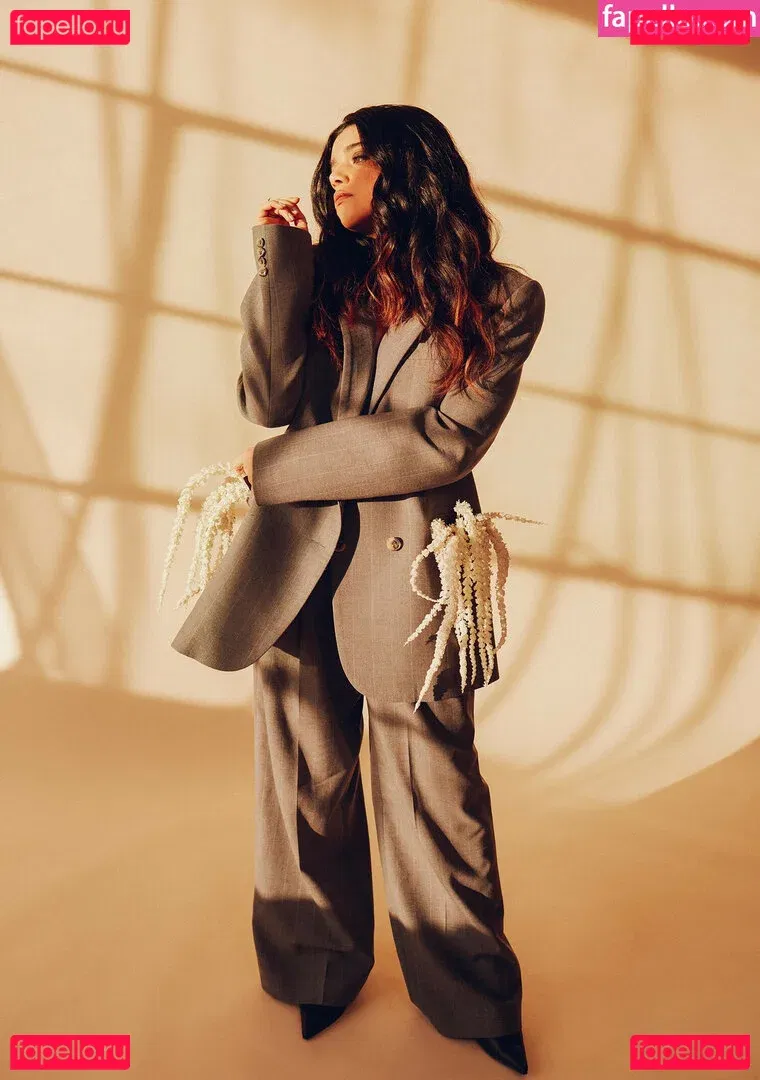 Iman Vellani Onlyfans Photo Gallery 