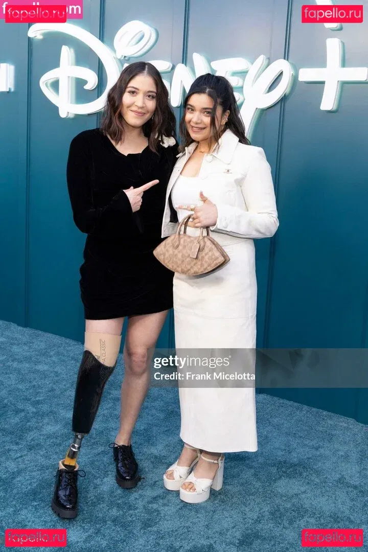 Iman Vellani Onlyfans Photo Gallery 