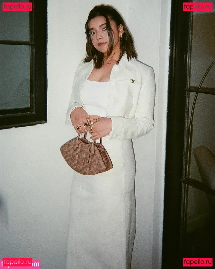 Iman Vellani Onlyfans Photo Gallery 