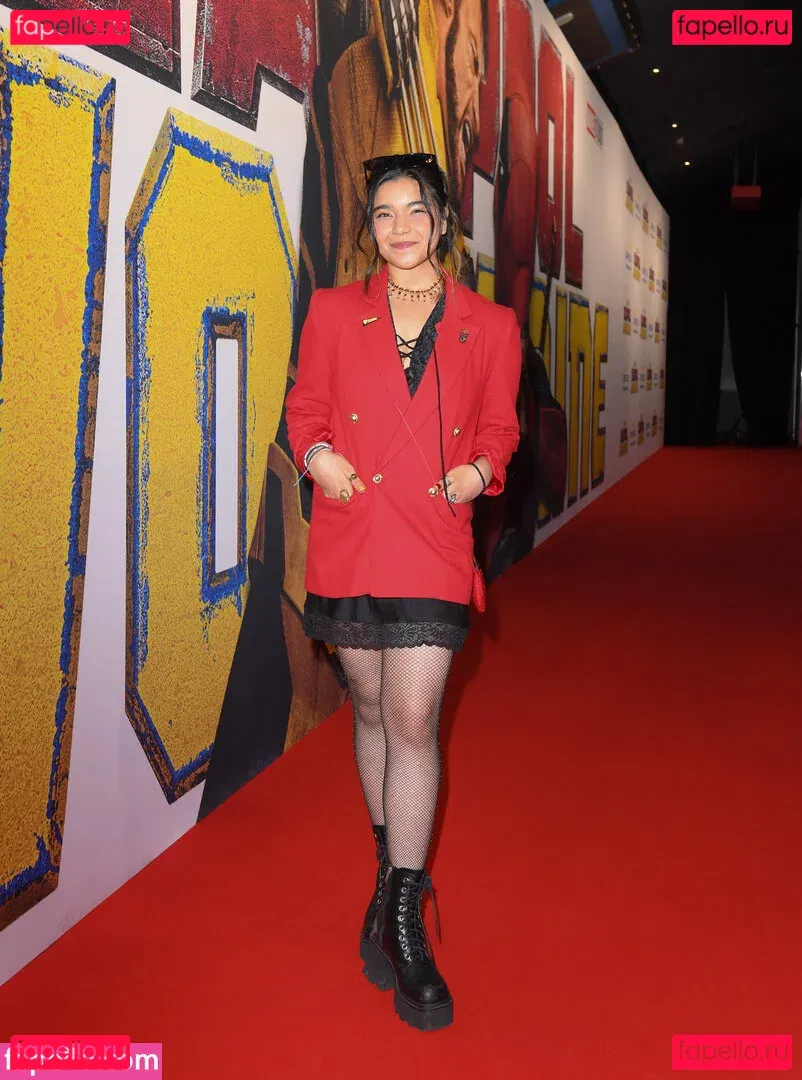 Iman Vellani Onlyfans Photo Gallery 