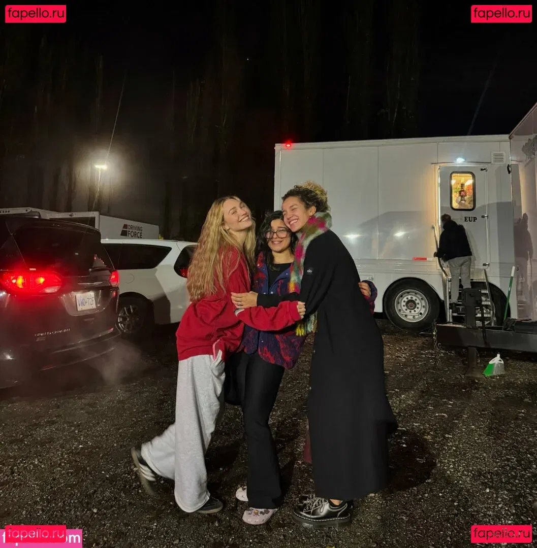 Iman Vellani Onlyfans Photo Gallery 