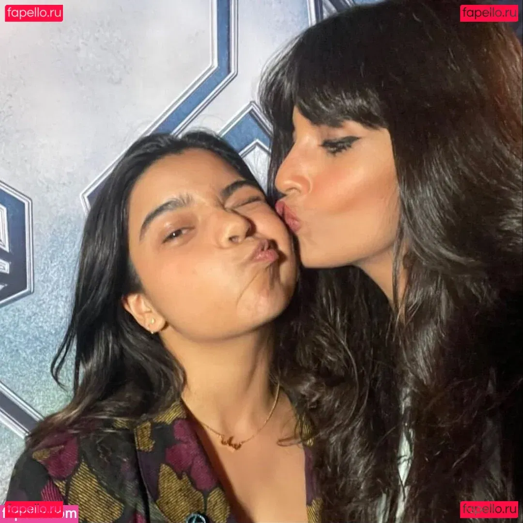 Iman Vellani Onlyfans Photo Gallery 