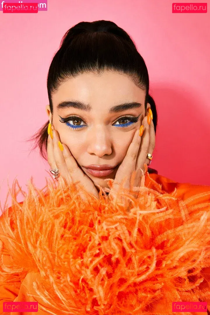 Iman Vellani Onlyfans Photo Gallery 