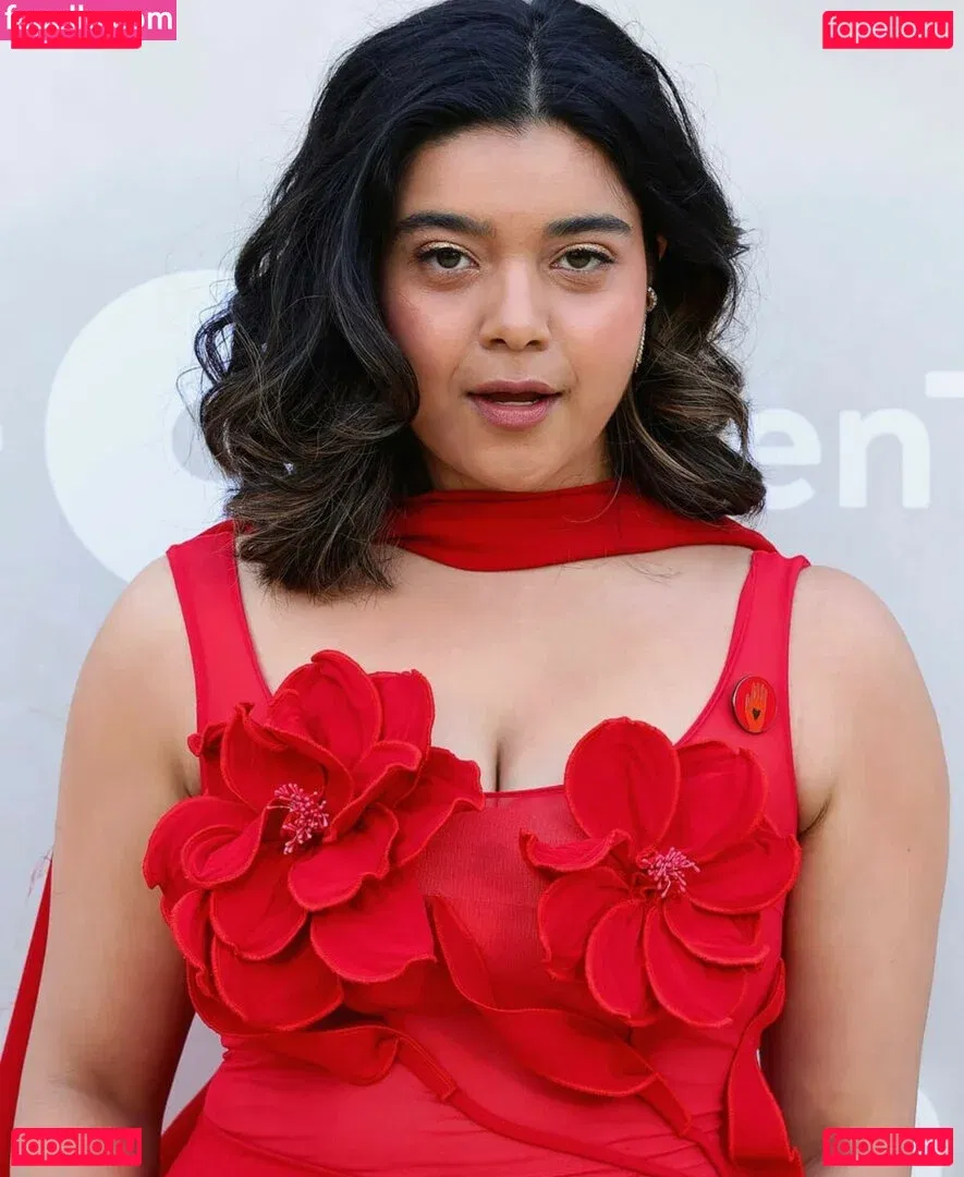 Iman Vellani Onlyfans Photo Gallery 