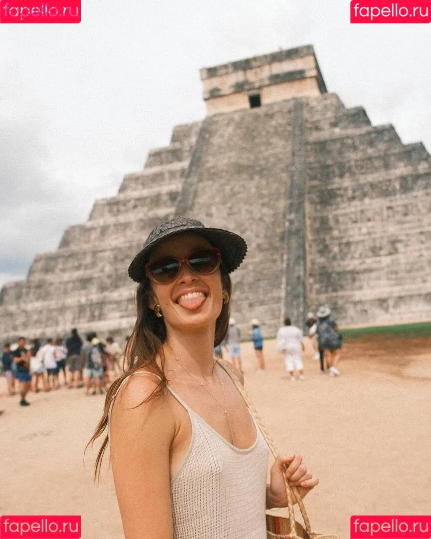 Catalina Garcia Onlyfans Photo Gallery 