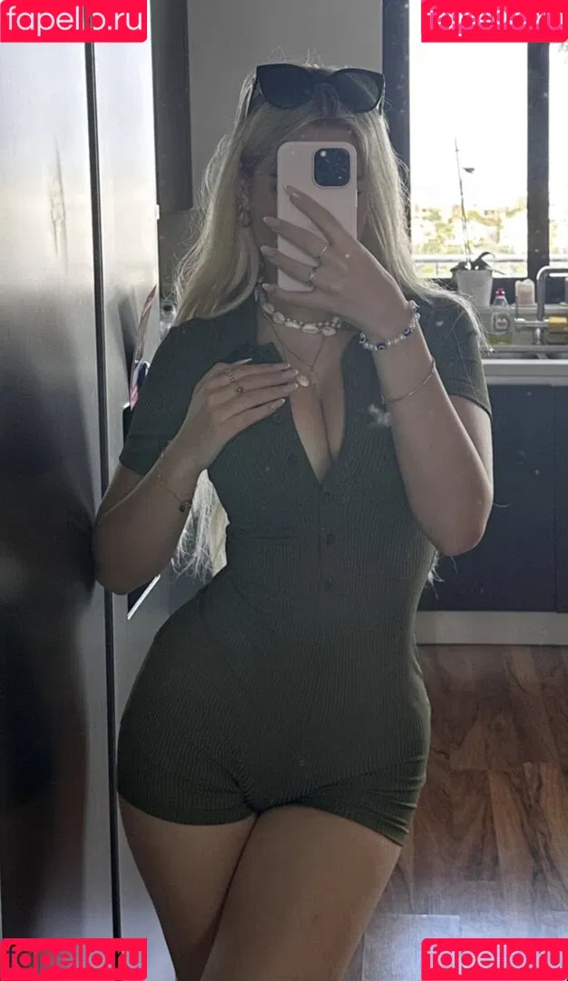 Samantra Onlyfans Photo Gallery 