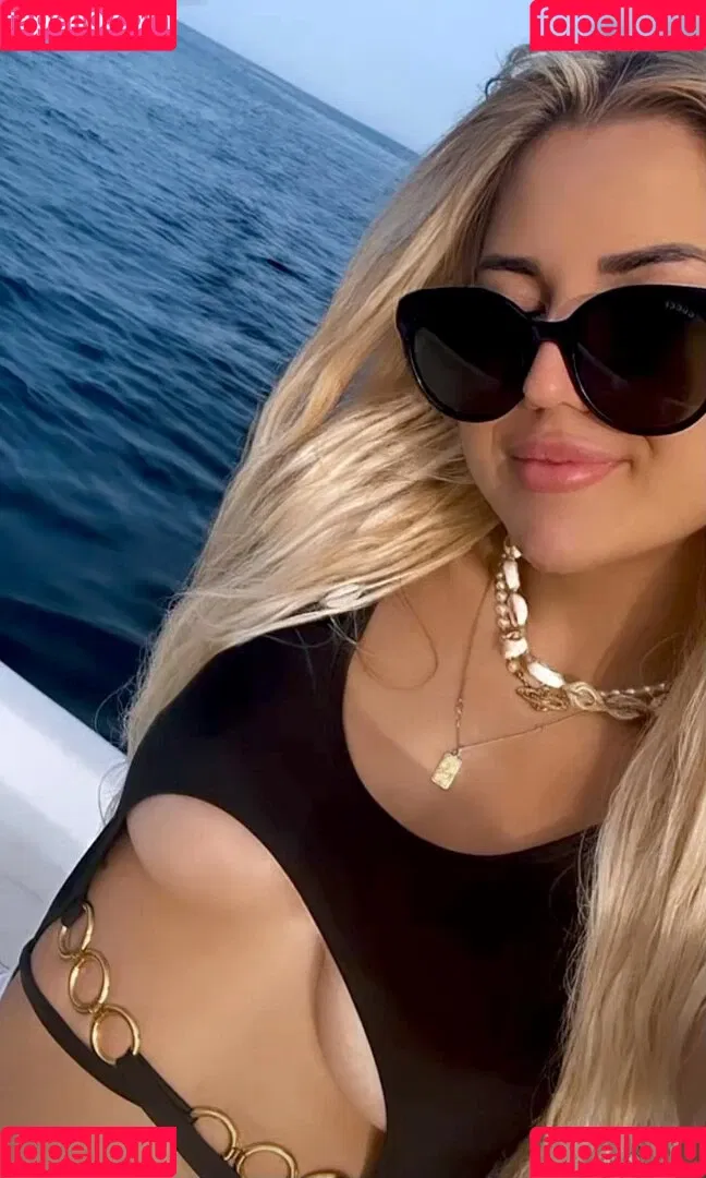 Samantra Onlyfans Photo Gallery 