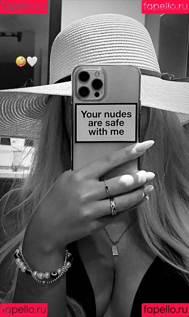 Samantra Onlyfans Photo Gallery 